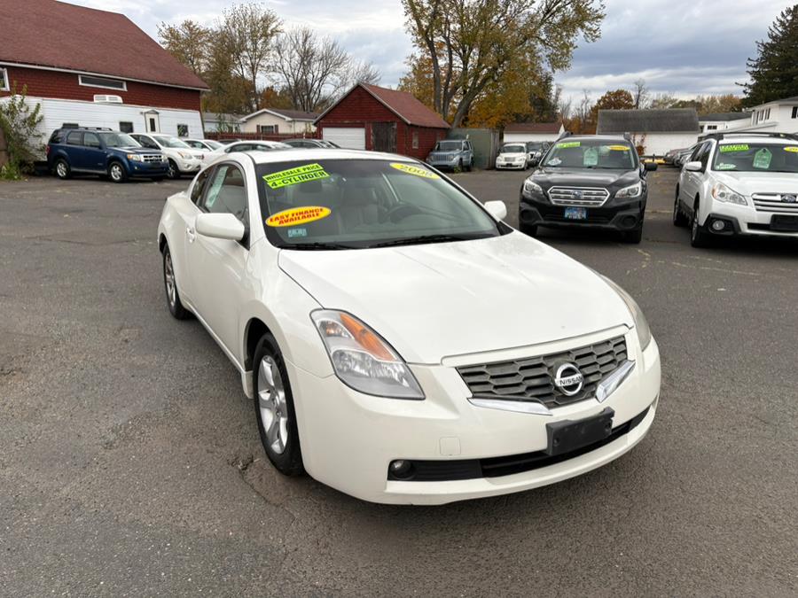 2008 Nissan Altima 2dr Cpe I4 CVT 2.5 S, available for sale in East Windsor, Connecticut | CT Car Co LLC. East Windsor, Connecticut