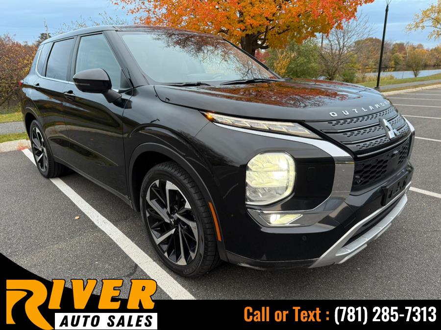 2022 Mitsubishi Outlander SE S-AWC *Ltd Avail*, available for sale in Malden, Massachusetts | River Auto Sales. Malden, Massachusetts
