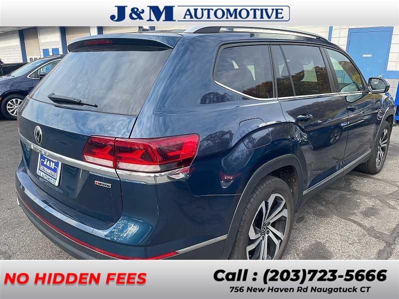 2022 Volkswagen Atlas SEL photo 2