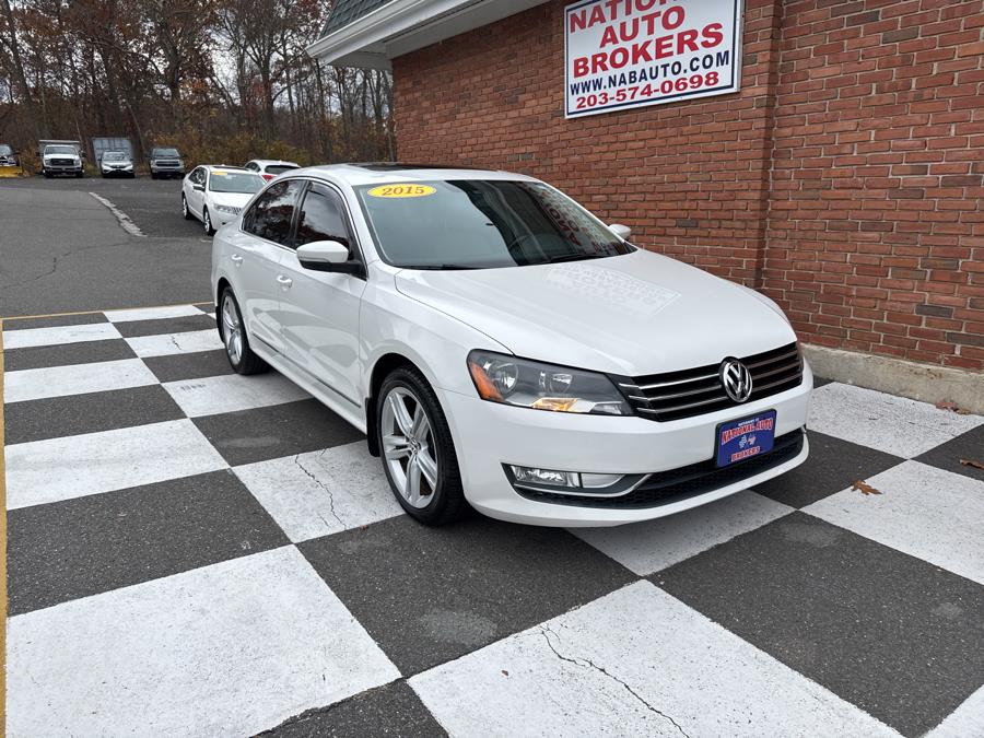 2015 Volkswagen Passat 4dr Sdn 1.8T Auto SE w/Sunroof & Nav PZEV, available for sale in Waterbury, Connecticut | National Auto Brokers, Inc.. Waterbury, Connecticut