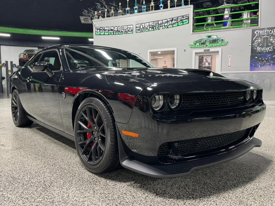 Used 2015 Dodge Challenger in Oxford, Connecticut | Buonauto Enterprises. Oxford, Connecticut