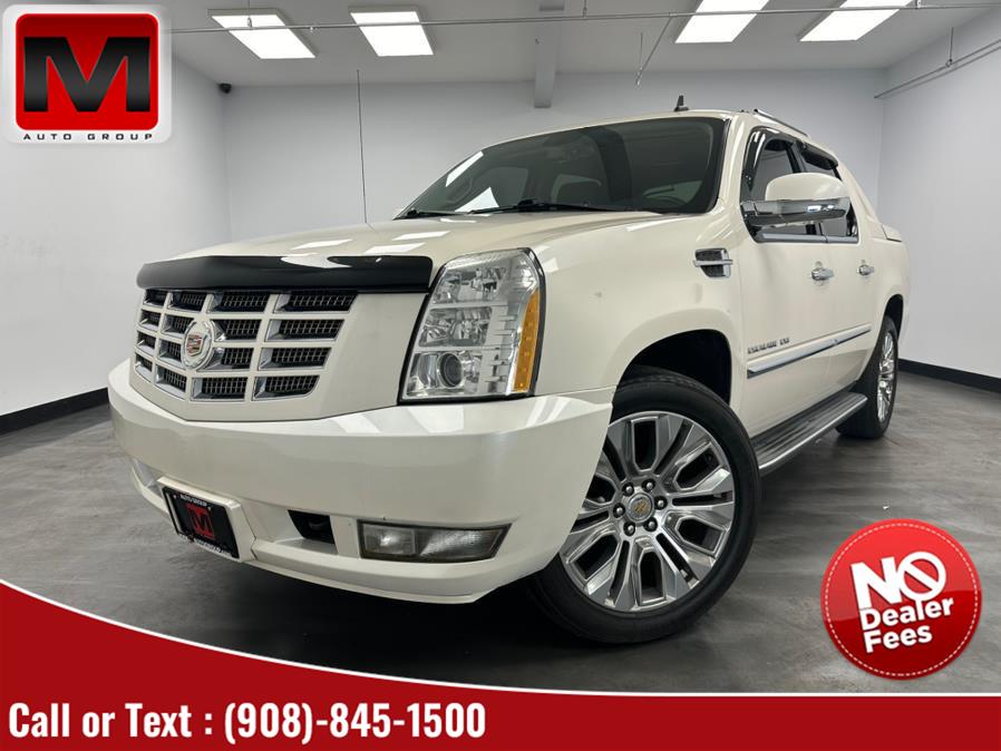 Used 2012 Cadillac Escalade EXT in Elizabeth, New Jersey | M Auto Group. Elizabeth, New Jersey