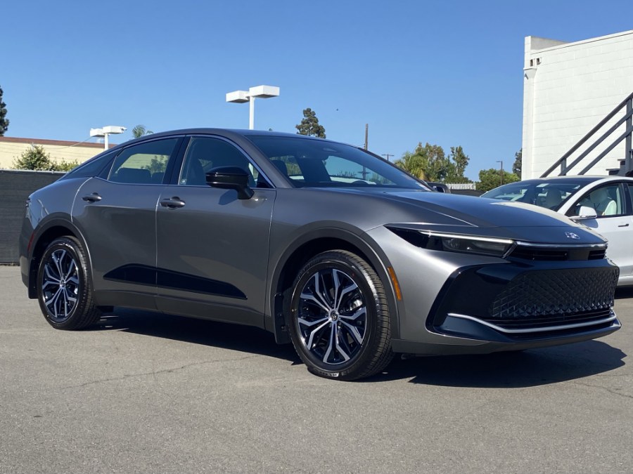 New 2026 Toyota Crown in Brooklyn, New York | Affordable Auto Leasing LLC. Brooklyn, New York