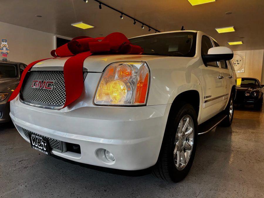 2009 GMC Yukon Denali Sport Utility 4D, available for sale in Santa Ana, California | K&T Motor LLC. Santa Ana, California