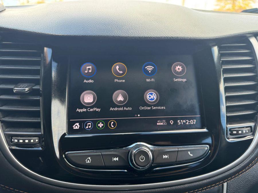 2022 Chevrolet Trax LT photo 4