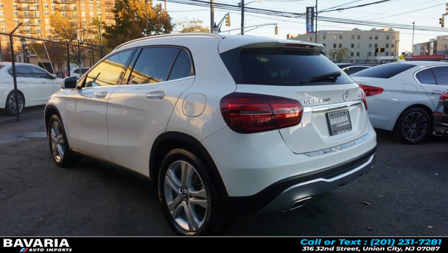 2020 Mercedes Benz GLA 250 4MATIC photo 2