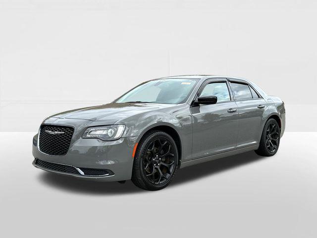 Used 2018 Chrysler 300 in Avon, Connecticut | Sullivan Automotive Group. Avon, Connecticut
