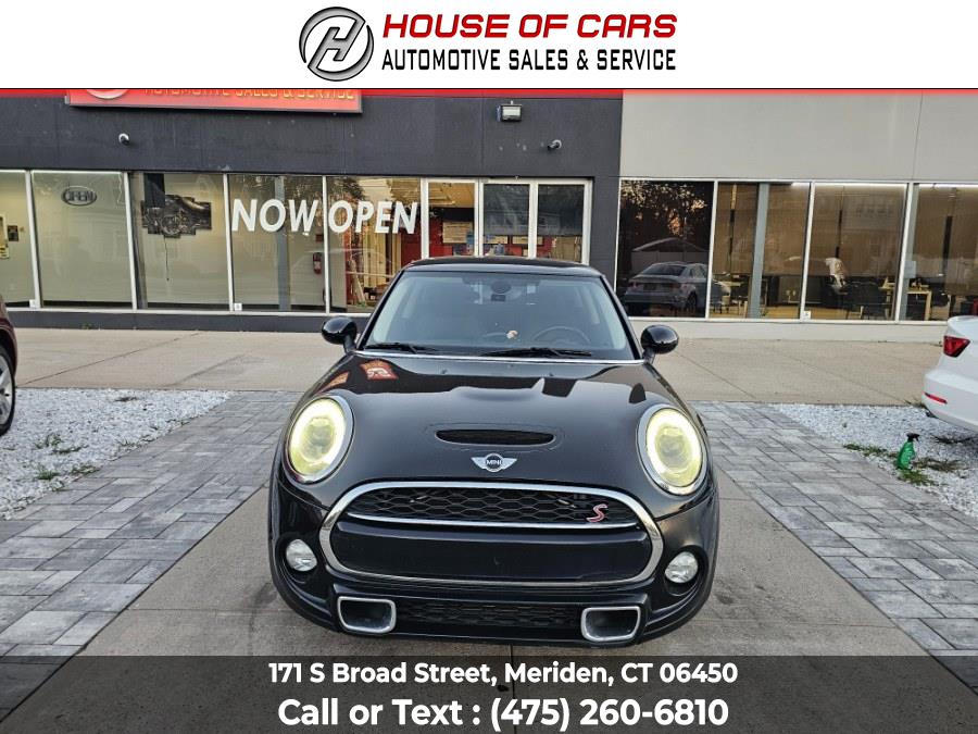 Used 2014 MINI Cooper Hardtop in Meriden, Connecticut | House of Cars CT. Meriden, Connecticut
