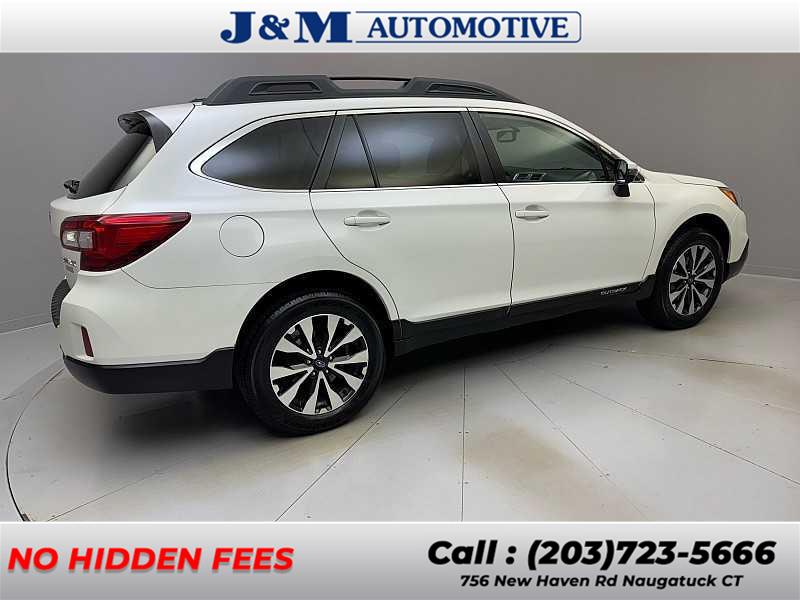 2015 Subaru Outback 2.5i Limited photo 4