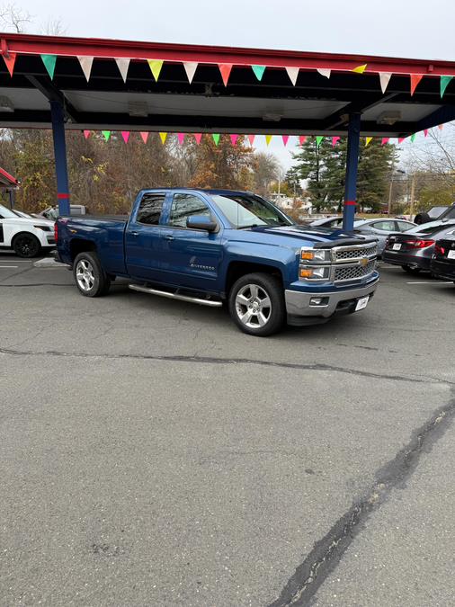2015 Chevrolet Silverado 1500 4WD Double Cab 143.5" LT w/2LT, available for sale in Windsor Locks, Connecticut | JANNA MOTORS LLC. Windsor Locks, Connecticut