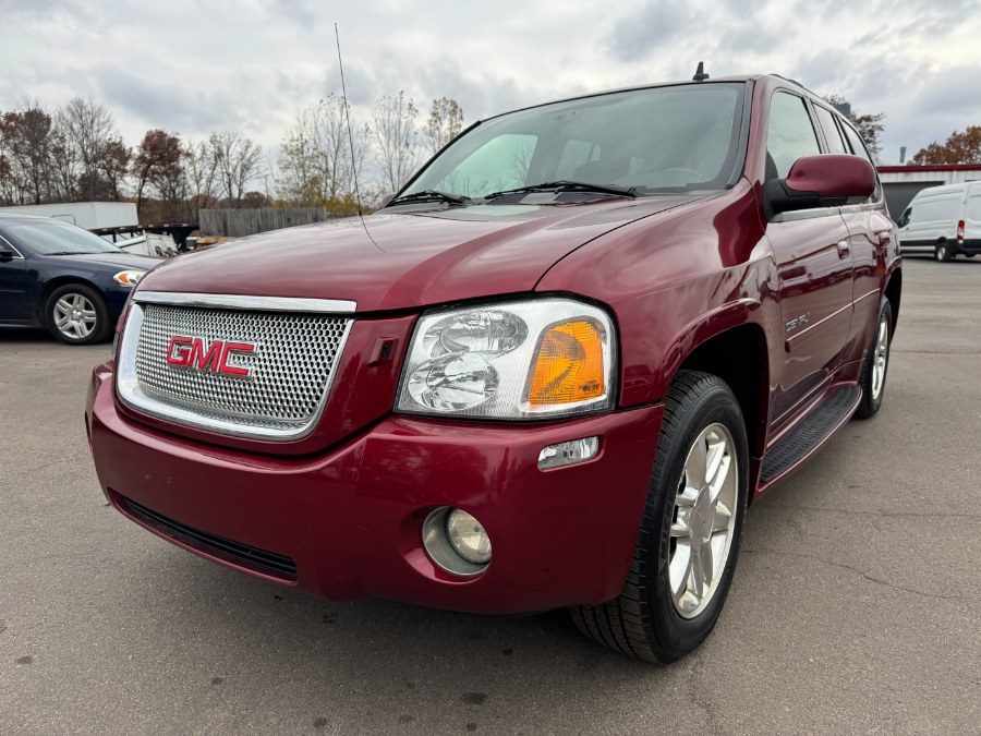 2006 GMC Envoy 4dr 4WD Denali, available for sale in Ortonville, Michigan | Marsh Auto Sales LLC. Ortonville, Michigan