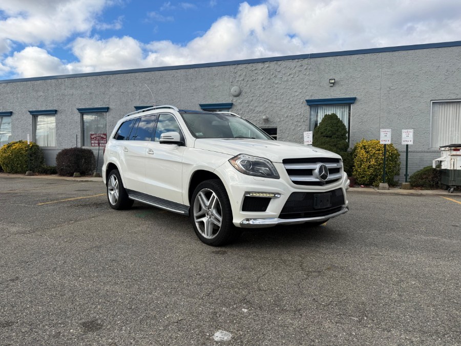 2015 Mercedes-Benz GL-Class 4MATIC 4dr GL 550, available for sale in Hicksville, New York | REGAL AUTOHAUS Auto Service and Sales. Hicksville, New York