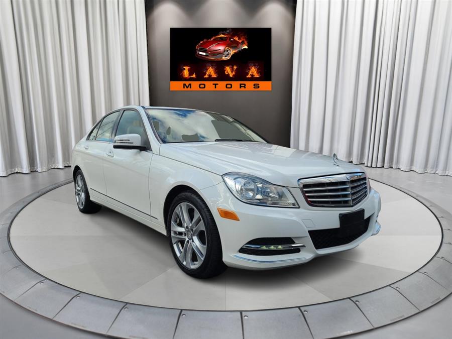2014 Mercedes-Benz C-Class 4dr Sdn C 300 Luxury 4MATIC, available for sale in Canton, Connecticut | Lava Motors. Canton, Connecticut