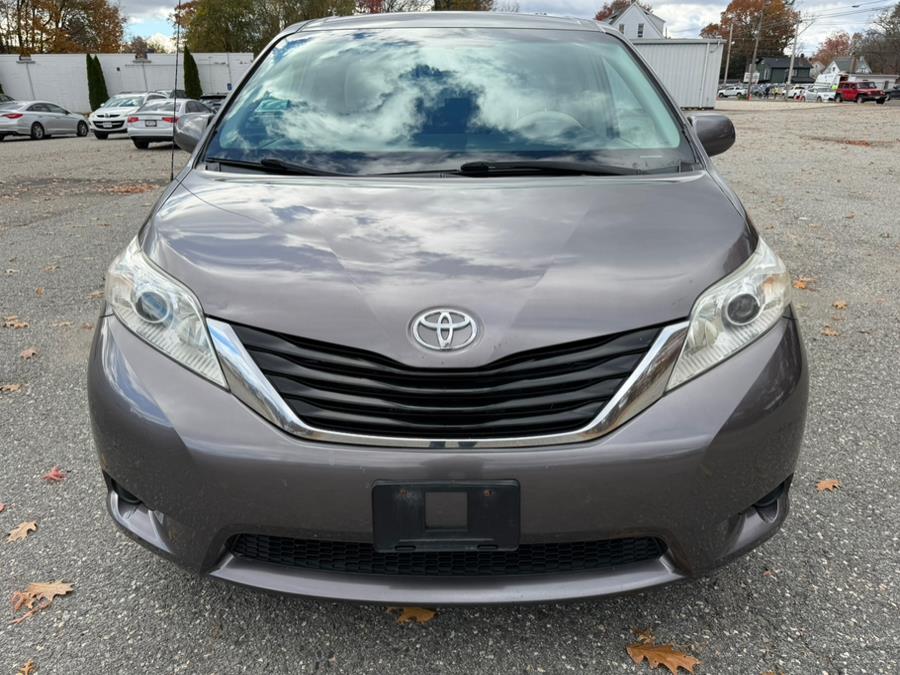 2012 Toyota Sienna LE