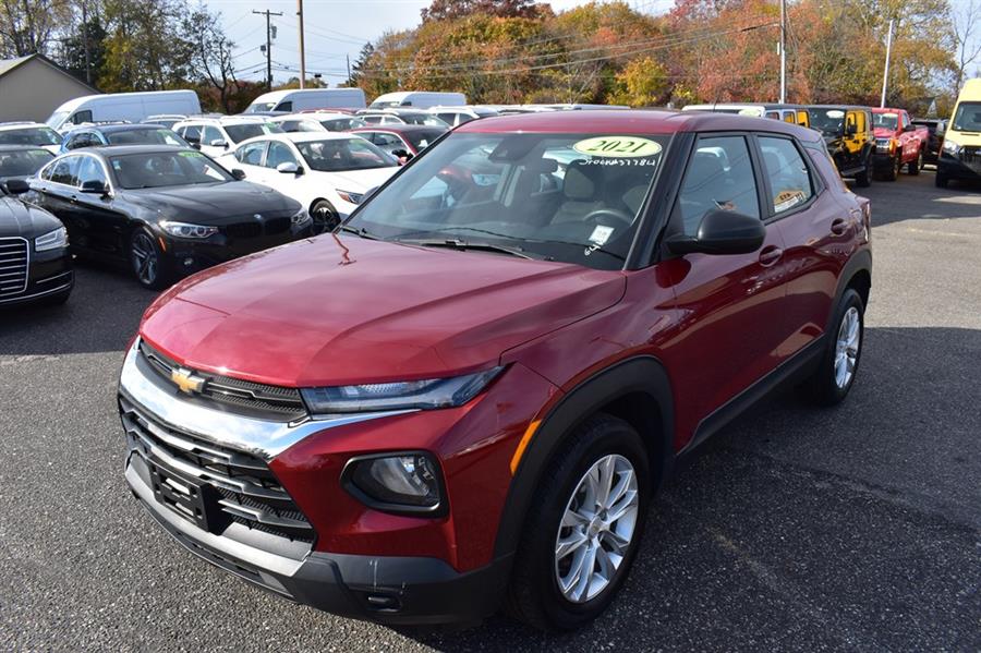 2021 Chevrolet Trailblazer LS photo 2