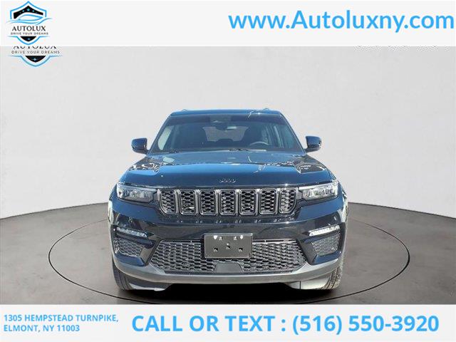 2023 Jeep Grand Cherokee Limited photo 2