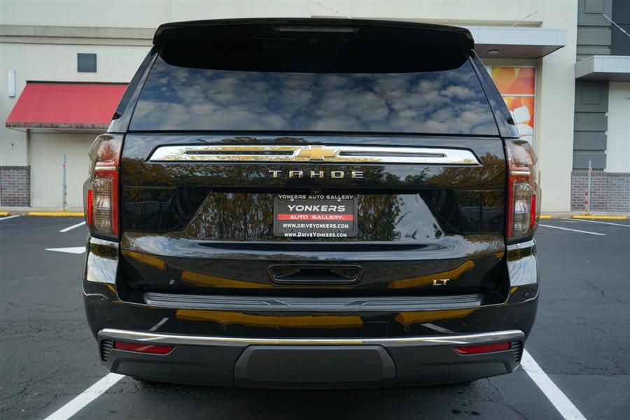 2023 Chevrolet Tahoe LT photo 2