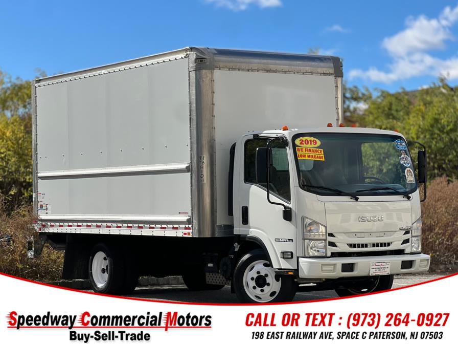 2019 Isuzu NPR HD's photo