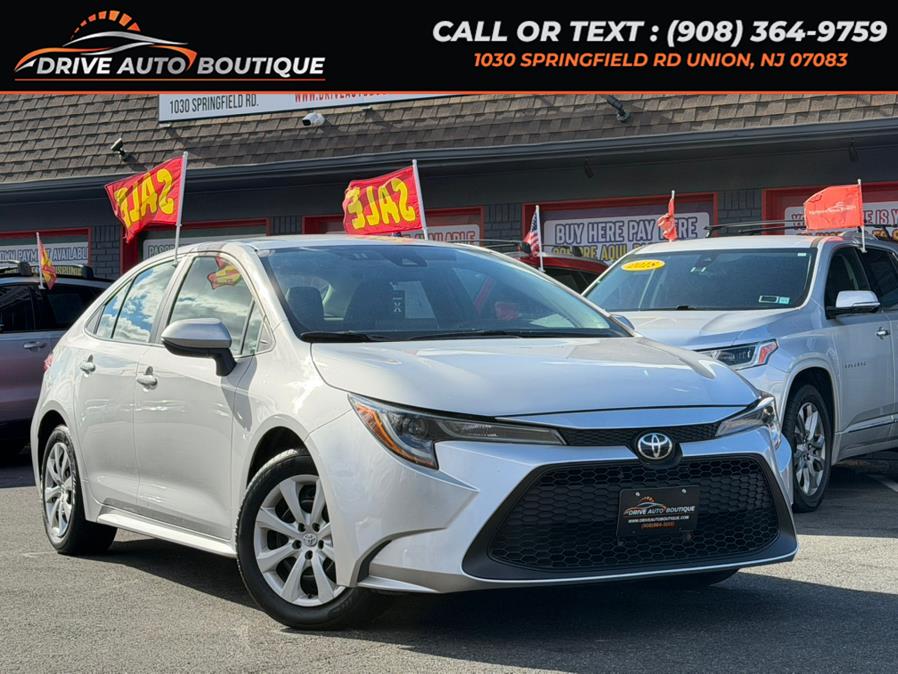 2022 Toyota Corolla LE's photo