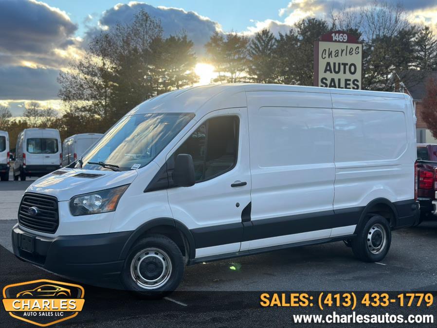 2015 Ford Transit Base's photo