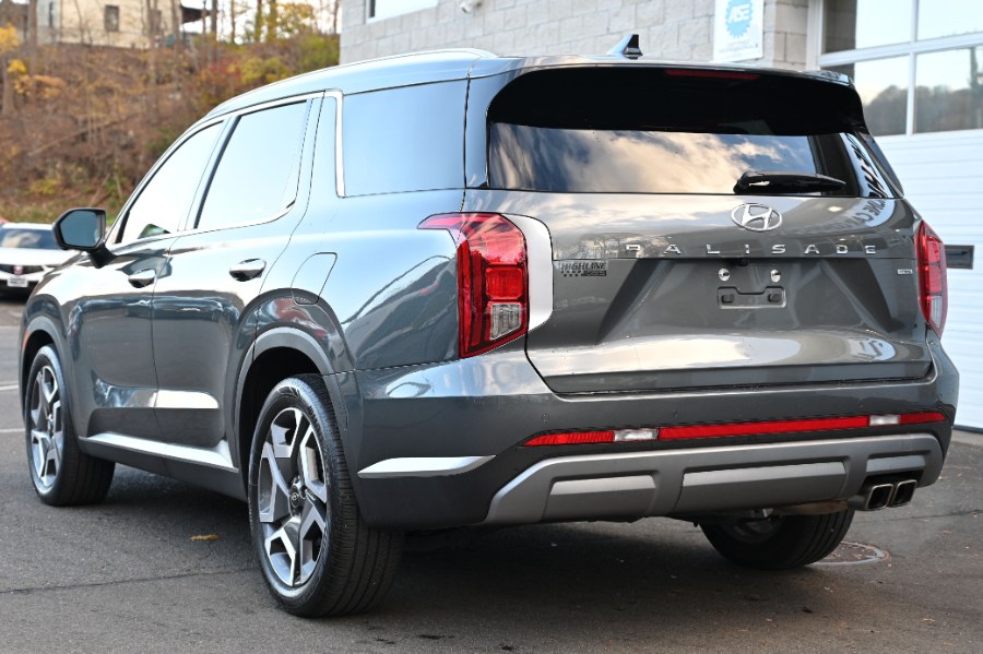 2023 Hyundai Palisade SEL photo 2