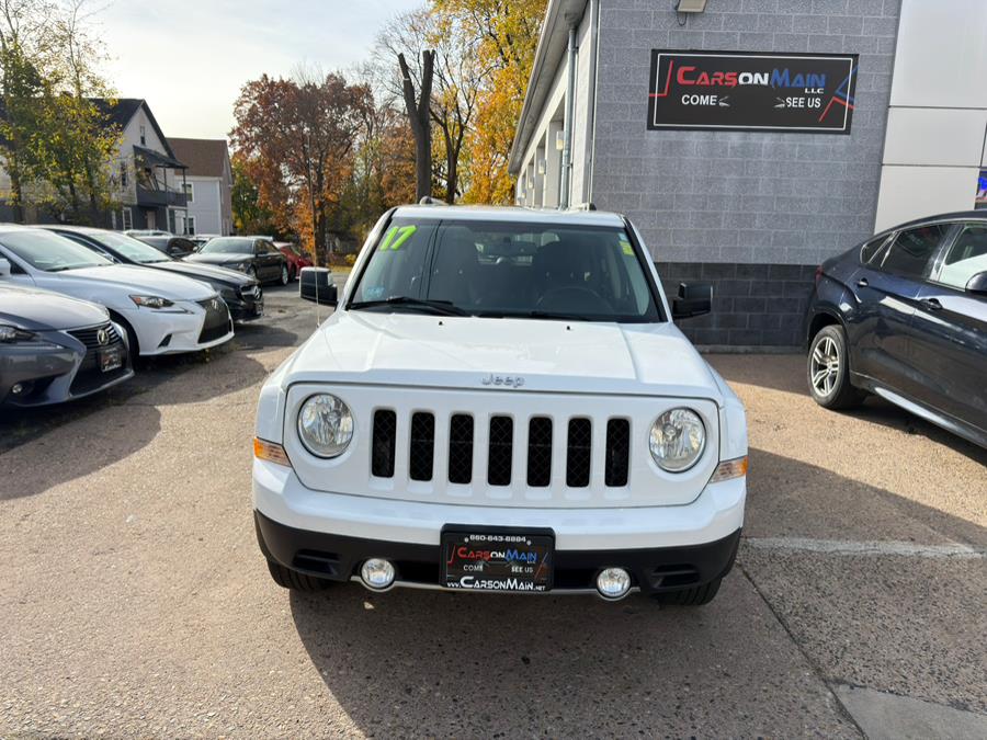 2017 Jeep Patriot Latitude photo 2