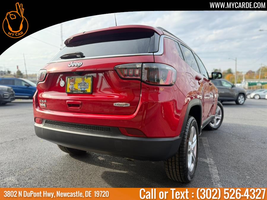 2024 Jeep Compass Latitude photo 3
