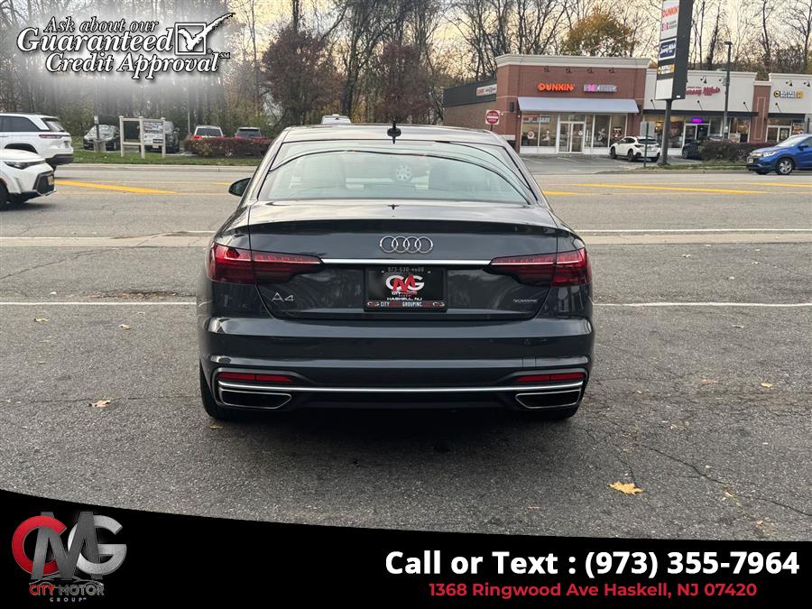 2021 Audi A4 40 Premium photo 4