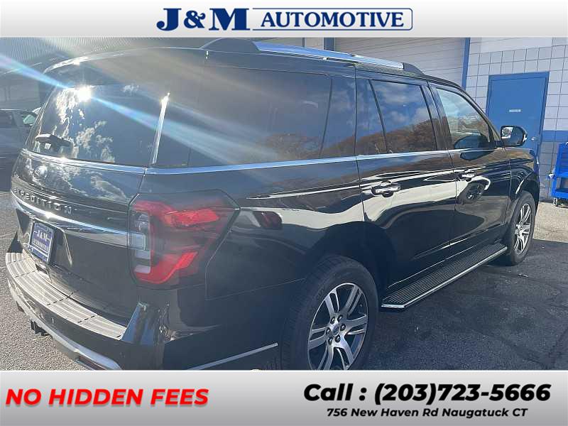 2023 Ford Expedition Limited photo 2