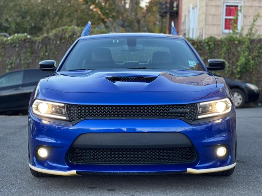 2022 Dodge Charger R/T photo 2