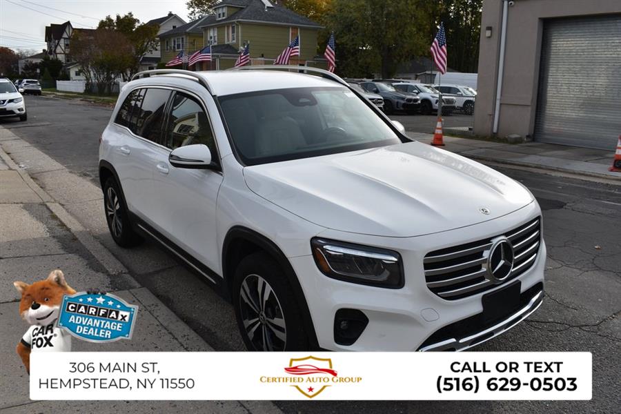 2025 Mercedes Benz GLB 250 4MATIC photo 4