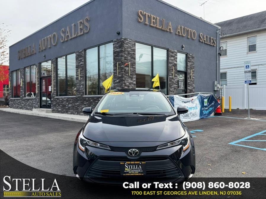 2023 Toyota Corolla LE's photo