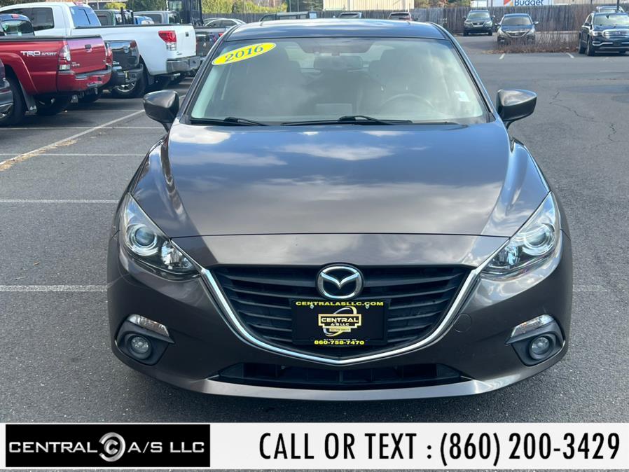 2016 Mazda Mazda3 Touring photo 2
