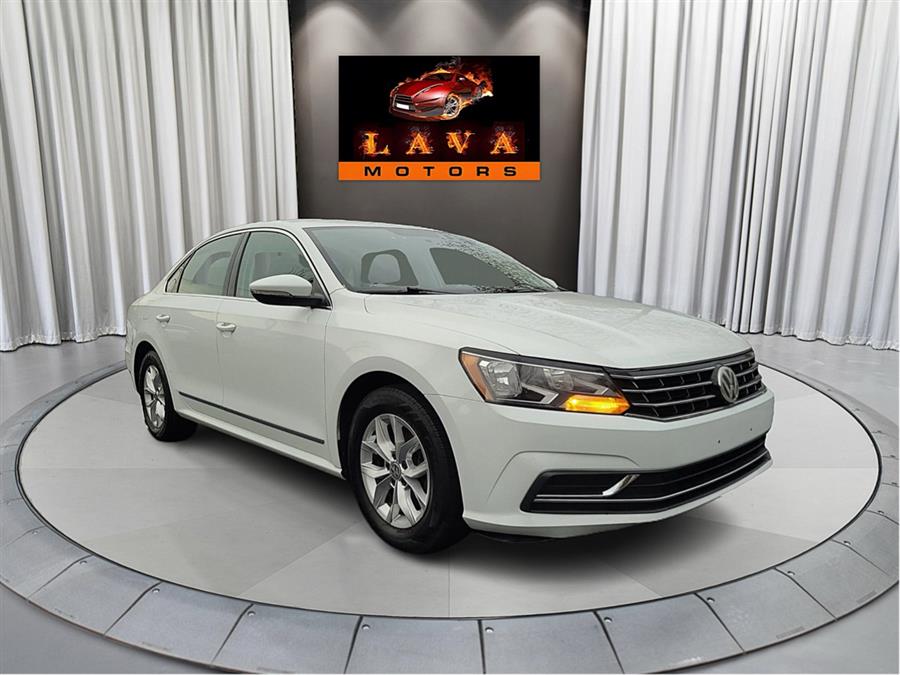 Used Volkswagen Passat 1.8T S Auto 2017 | Lava Motors. Canton, Connecticut