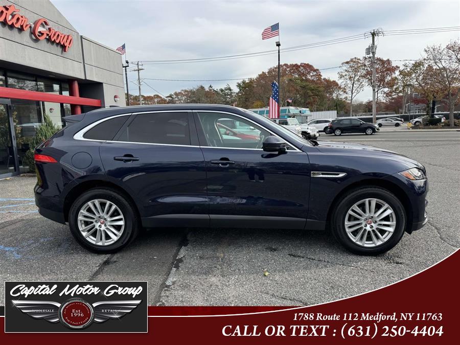 2018 Jaguar F-PACE Prestige photo 3