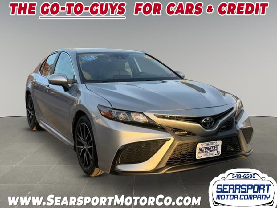 2021 Toyota Camry SE photo 3