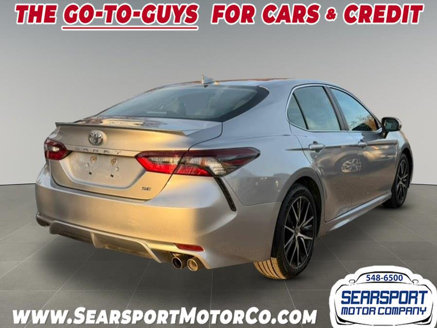 2021 Toyota Camry SE photo 4
