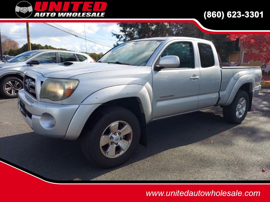 2009 Toyota Tacoma 4WD Access V6 AT (Natl), available for sale in East Windsor, Connecticut | United Auto Sales of E Windsor, Inc. East Windsor, Connecticut