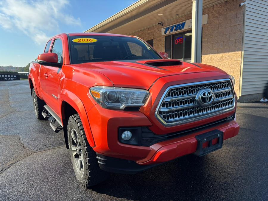 2016 Toyota Tacoma SR5 TRD Sport photo 2