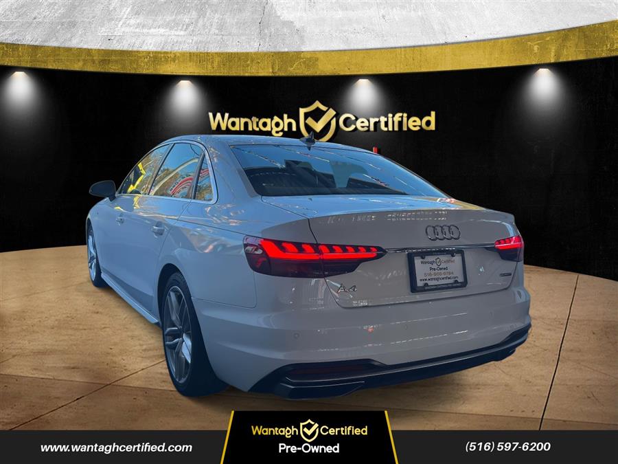 2023 Audi A4 S line Premium Plus 45 TFSI Quattro photo 4