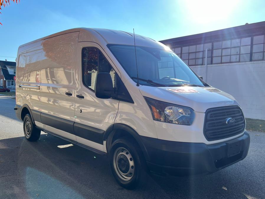 2016 Ford Transit Base