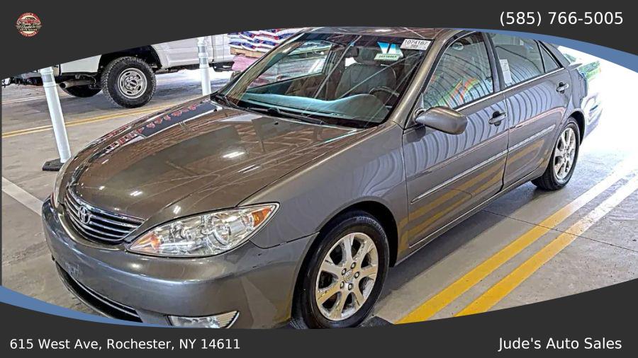 2006 Toyota Camry XLE Sedan 4D, available for sale in Wolcott, New York | Auto Hunter CNY. Wolcott, New York