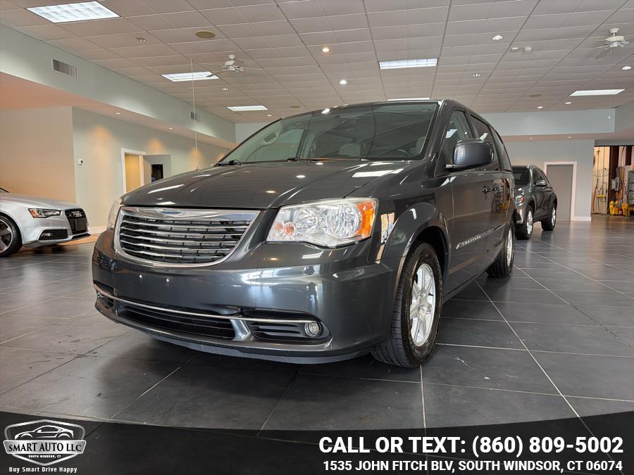 2011 Chrysler Town & Country Touring