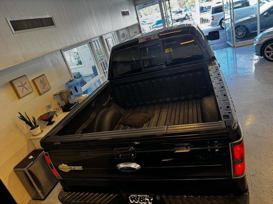 2010 Ford F-150 Harley-Davidson photo 2