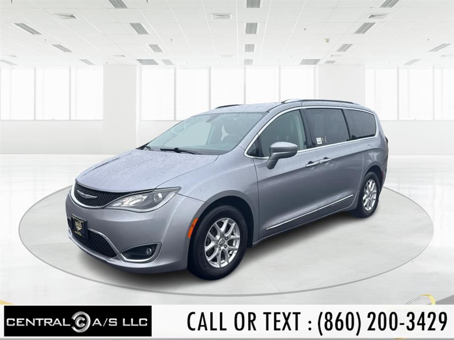 Used 2020 Chrysler Pacifica in East Windsor, Connecticut | Central A/S LLC. East Windsor, Connecticut