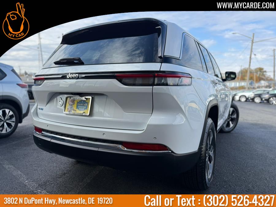 2022 Jeep Cherokee Limited 4xe photo 4