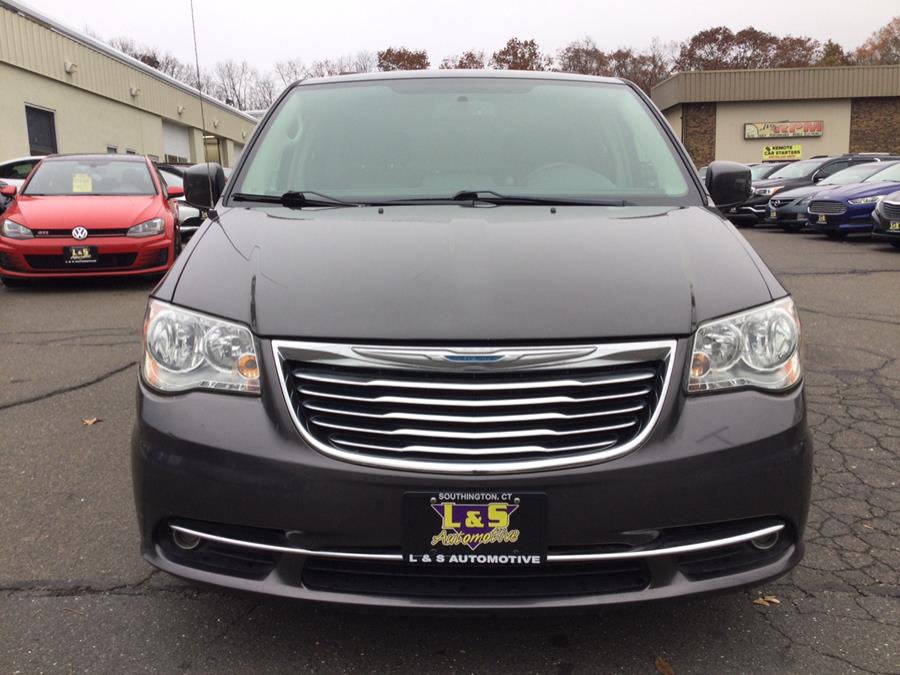 2015 Chrysler Town & Country