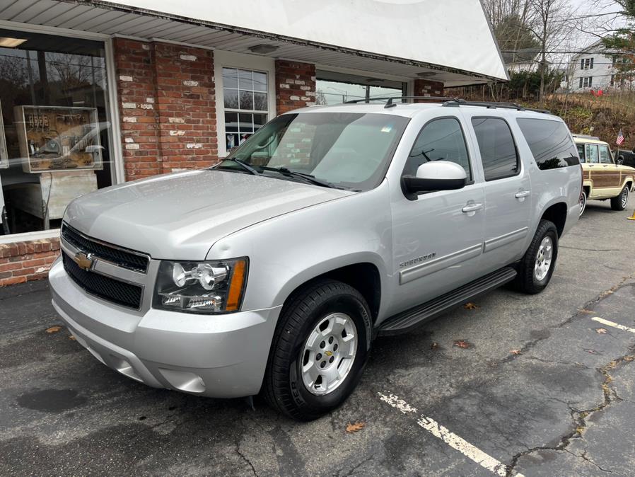 Used 2011 Chevrolet Suburban in Naugatuck, Connecticut | Riverside Motorcars, LLC. Naugatuck, Connecticut
