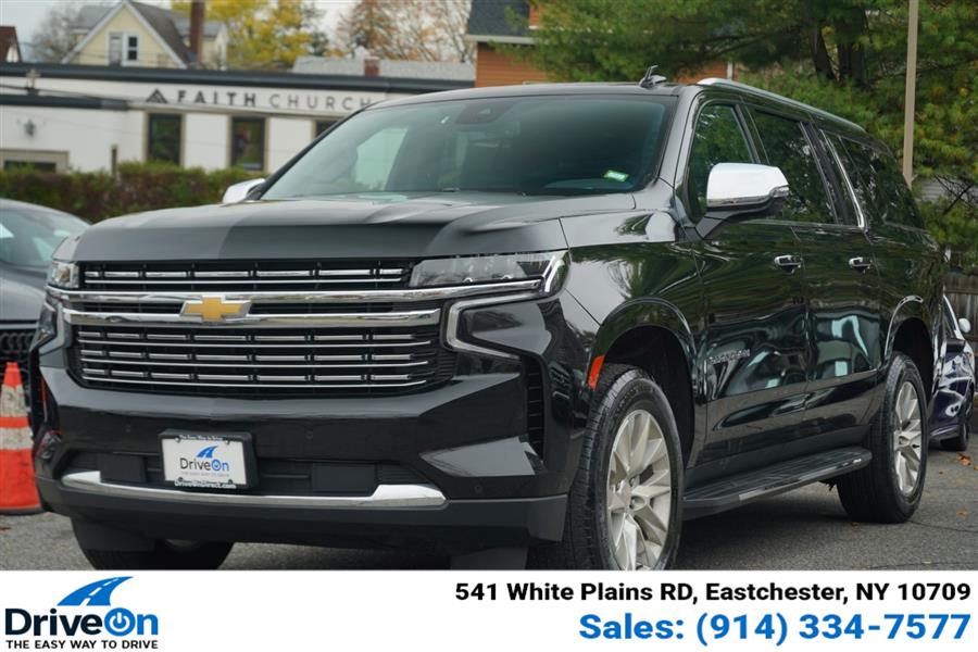 2024 Chevrolet Suburban Premier photo 3