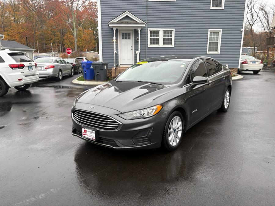 2019 Ford Fusion Hybrid SE FWD, available for sale in Branford, Connecticut | J&E Auto Sales LLC. Branford, Connecticut